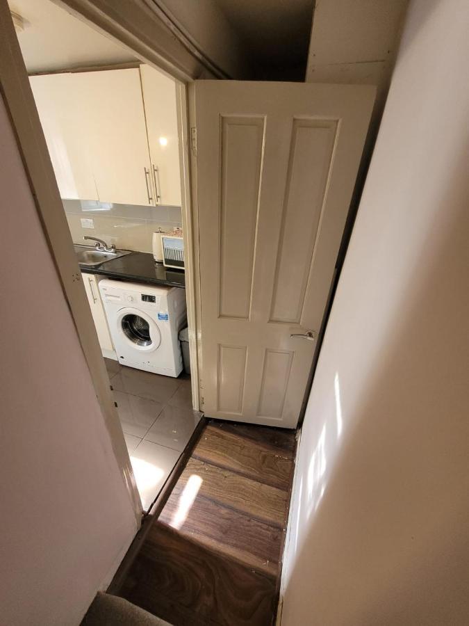 43 Kimberly Road Apartment London Kültér fotó